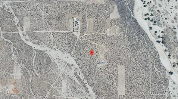 Decorative background for Build your future on this 0.68-acre opportunity in the growing Palmdale area of E Ave R 8 image 7