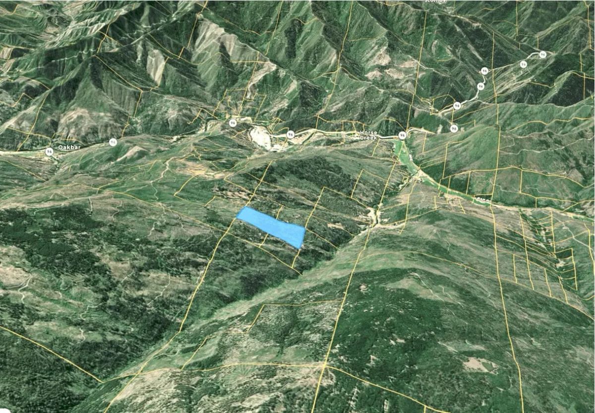 Decorative background for 76.5 Acres in Horse Creek, CA – Private Retreat Bordering Klamath National Forest image 10