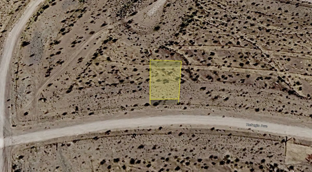 Decorative background for Secure your piece of Nevada today—small acreage, big potential! image 5