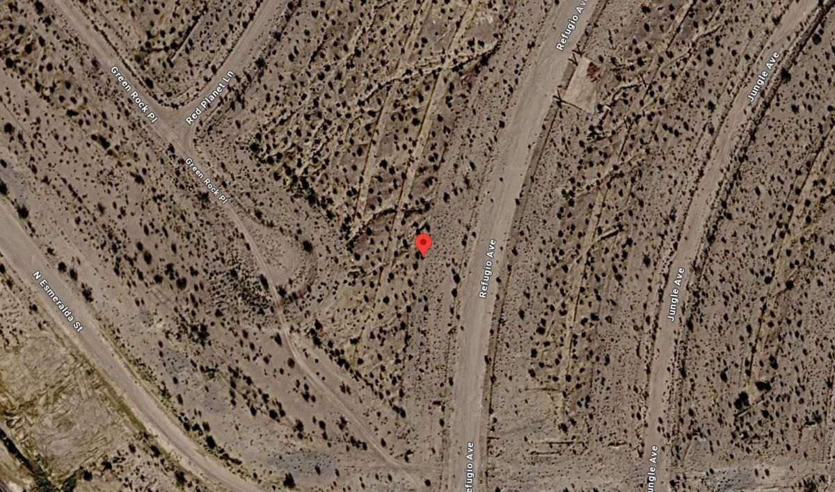 Decorative background for Secure your piece of Nevada today—small acreage, big potential! image 8