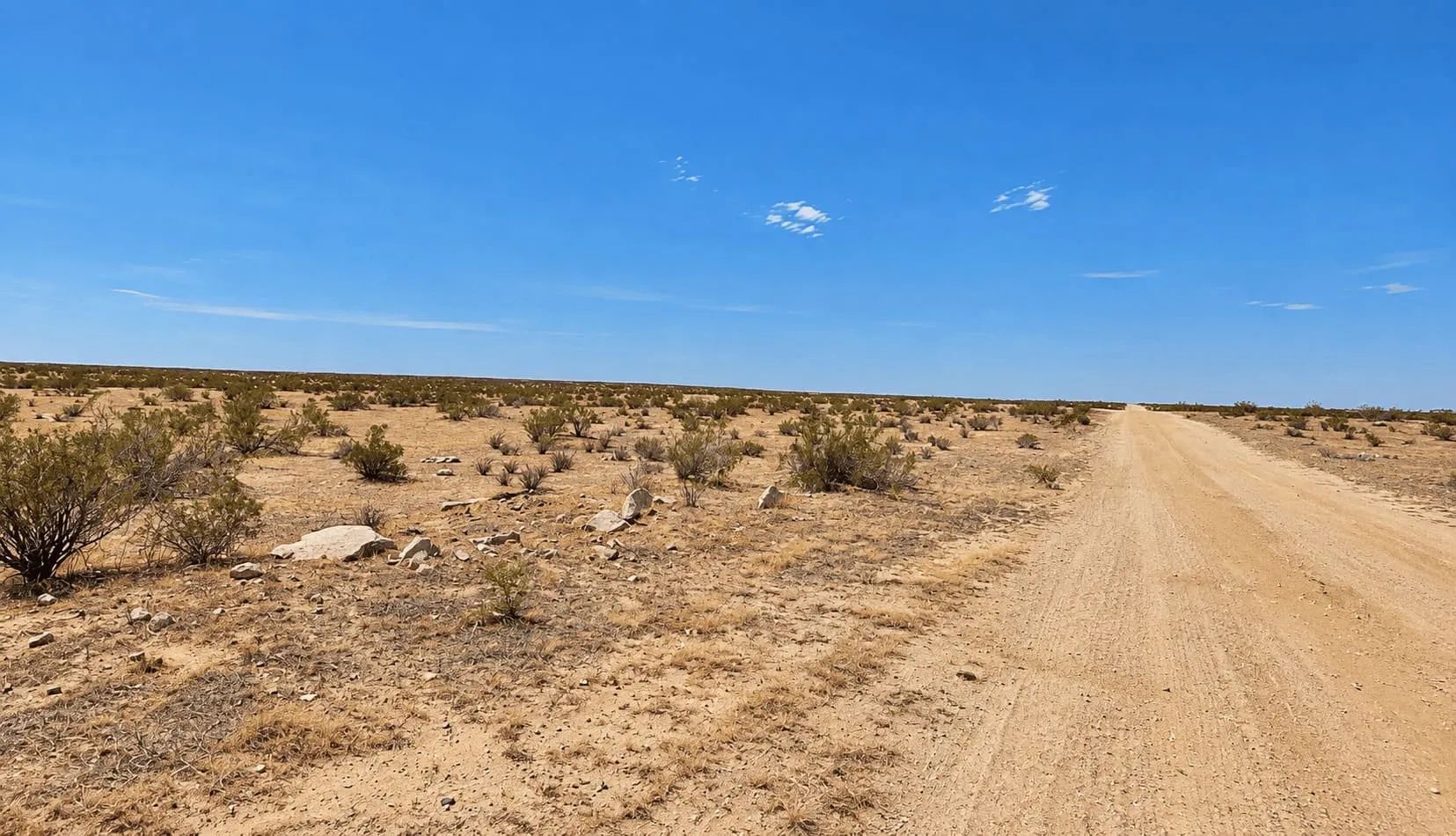 10.37 Acres in Hi Vista, CA – Residential & Agricultural Land Near Lake Los Angeles in Los Angeles County, CA
