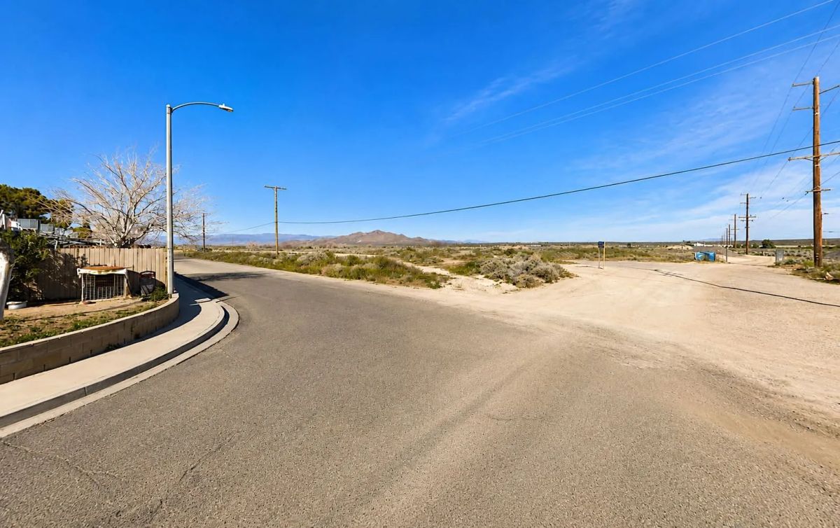 0.25 Acres in Ridgecrest, CA – Build, Invest, or Develop ina Growing Community - Main image