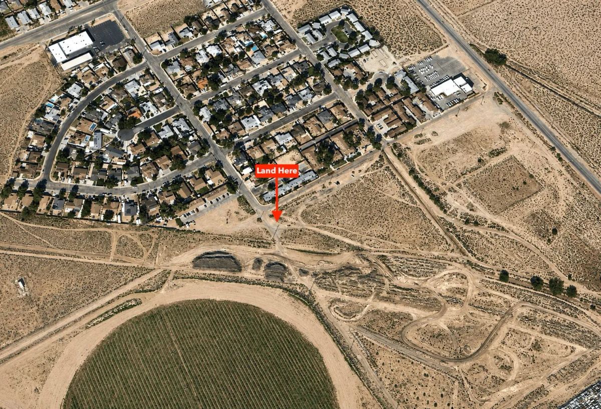 Decorative background for 0.25 Acres in Ridgecrest, CA – Build, Invest, or Develop ina Growing Community image 5