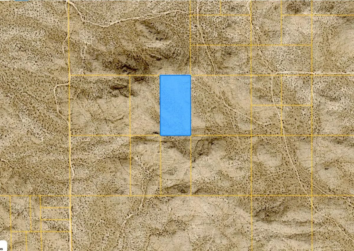 Decorative background for 5.18 Acres in Hi Vista, CA – Mountain Terrain with Room to Create image 10
