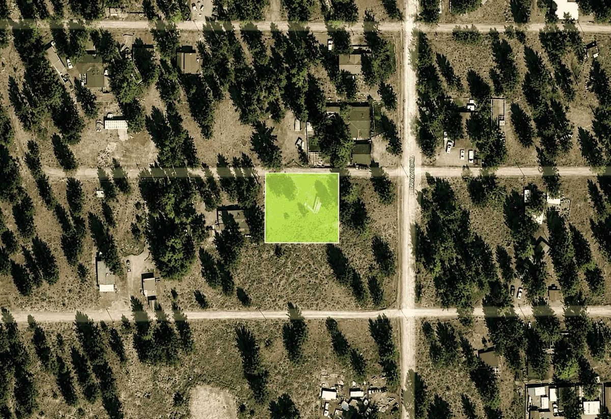 Decorative background for Peaceful 0.28-Acre Homesite near Eagle Lake in Susanville, CA image 12