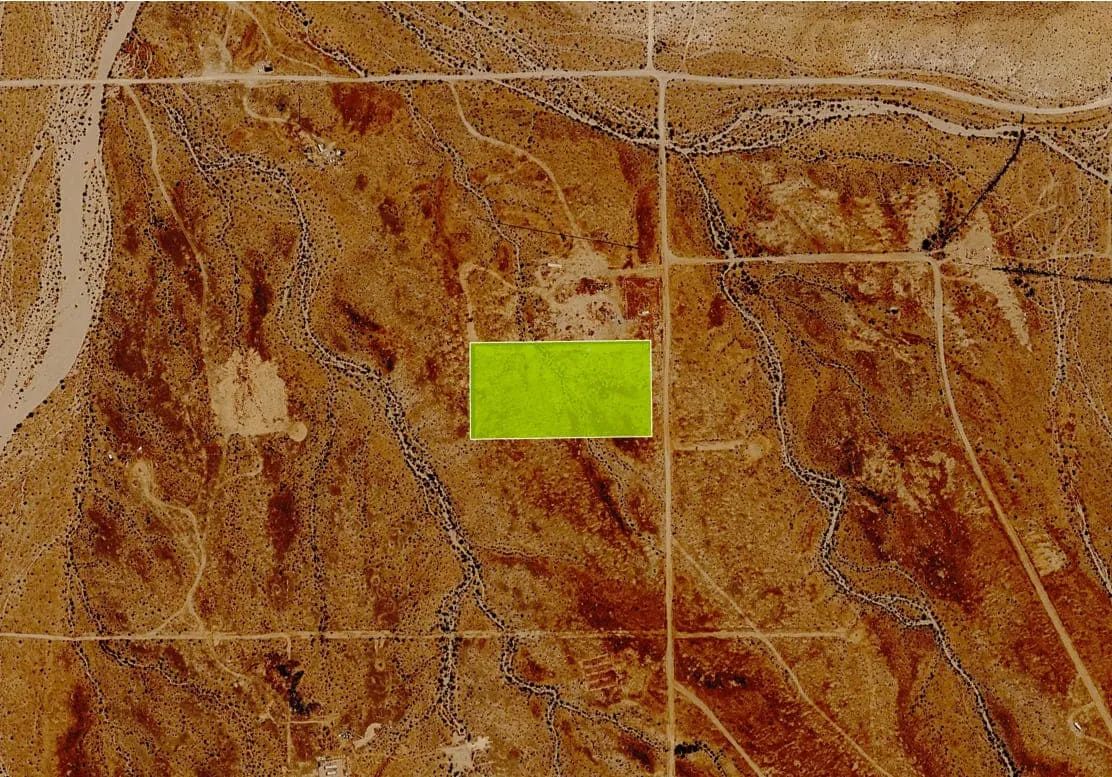 Decorative background for 5 Acres in Helendale, CA – Peaceful Desert Living Near Silver Lakes image 6