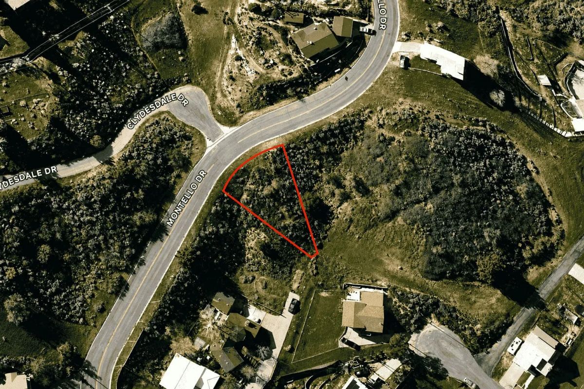 0.18 Acres Near Lake Elizabeth – Build Your Mountain Retreat in Lake Hughes, CA - Main image