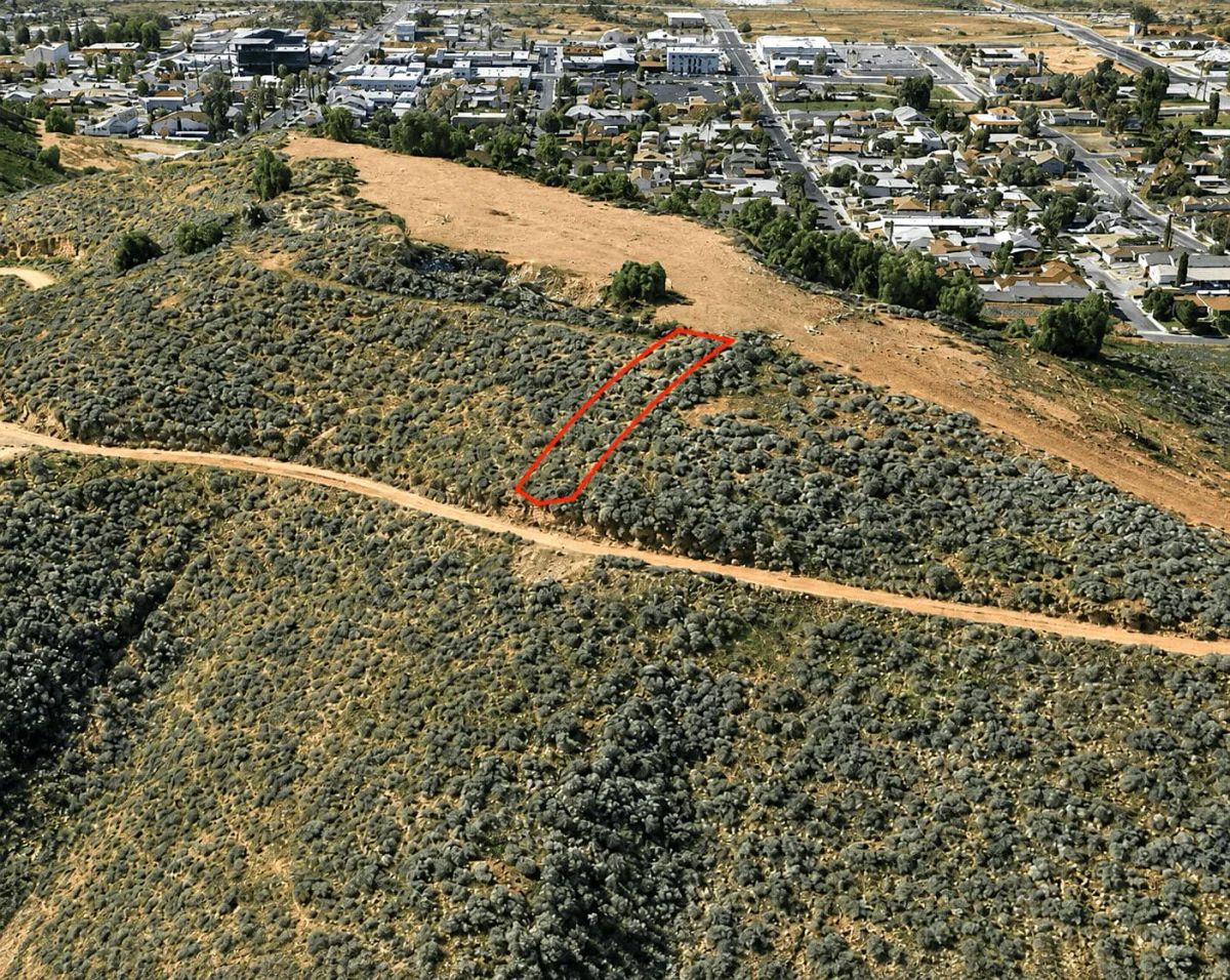 3,485 Sq Ft Lot in Lake Elsinore, CA – Peaceful Hillside Location! - Image 2