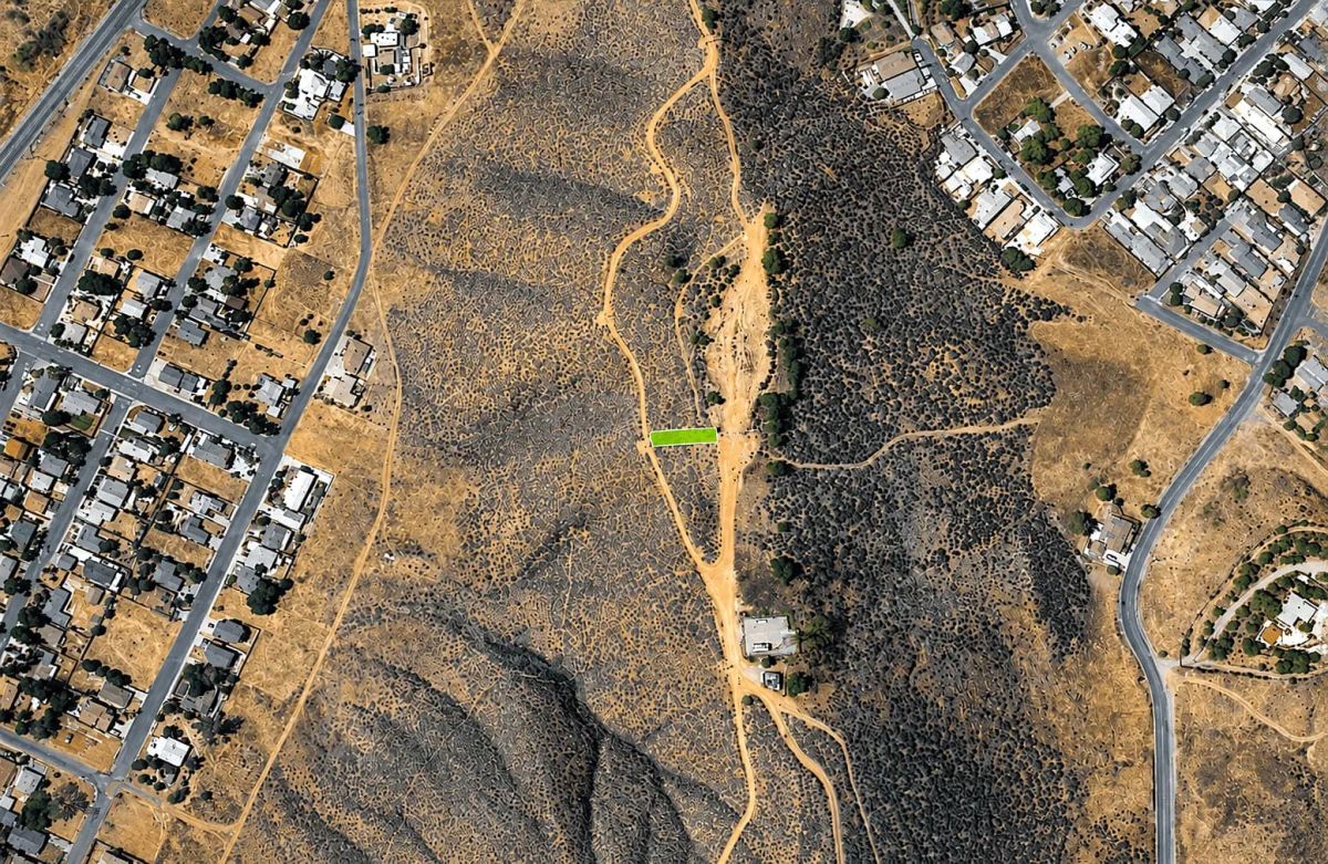 Decorative background for 3,485 Sq Ft Lot in Lake Elsinore, CA – Peaceful Hillside Location! image 8