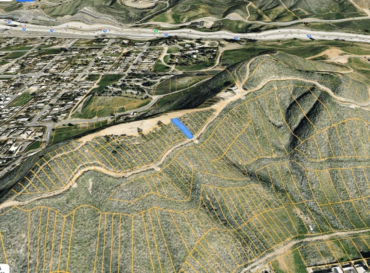 Decorative background for 3,485 Sq Ft Lot in Lake Elsinore, CA – Peaceful Hillside Location! image 13