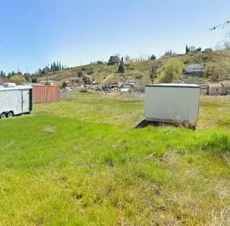 Decorative background for 0.13 Acres Vacant Land – Boxtree Dr, Lake Elizabeth, CA 93532 image 13
