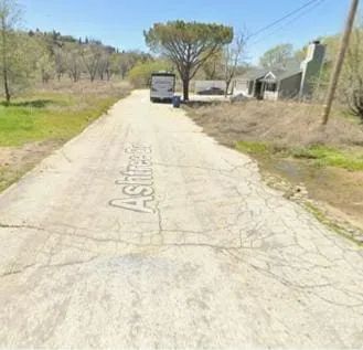 Decorative background for 0.13 Acres Vacant Land – Boxtree Dr, Lake Elizabeth, CA 93532 image 16