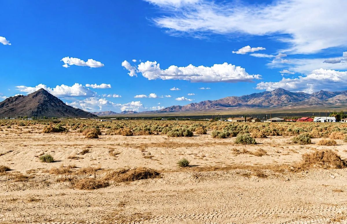 0.23 Acres in North Pahrump, NV – Mountain Views & Easy Highway Access - Main image