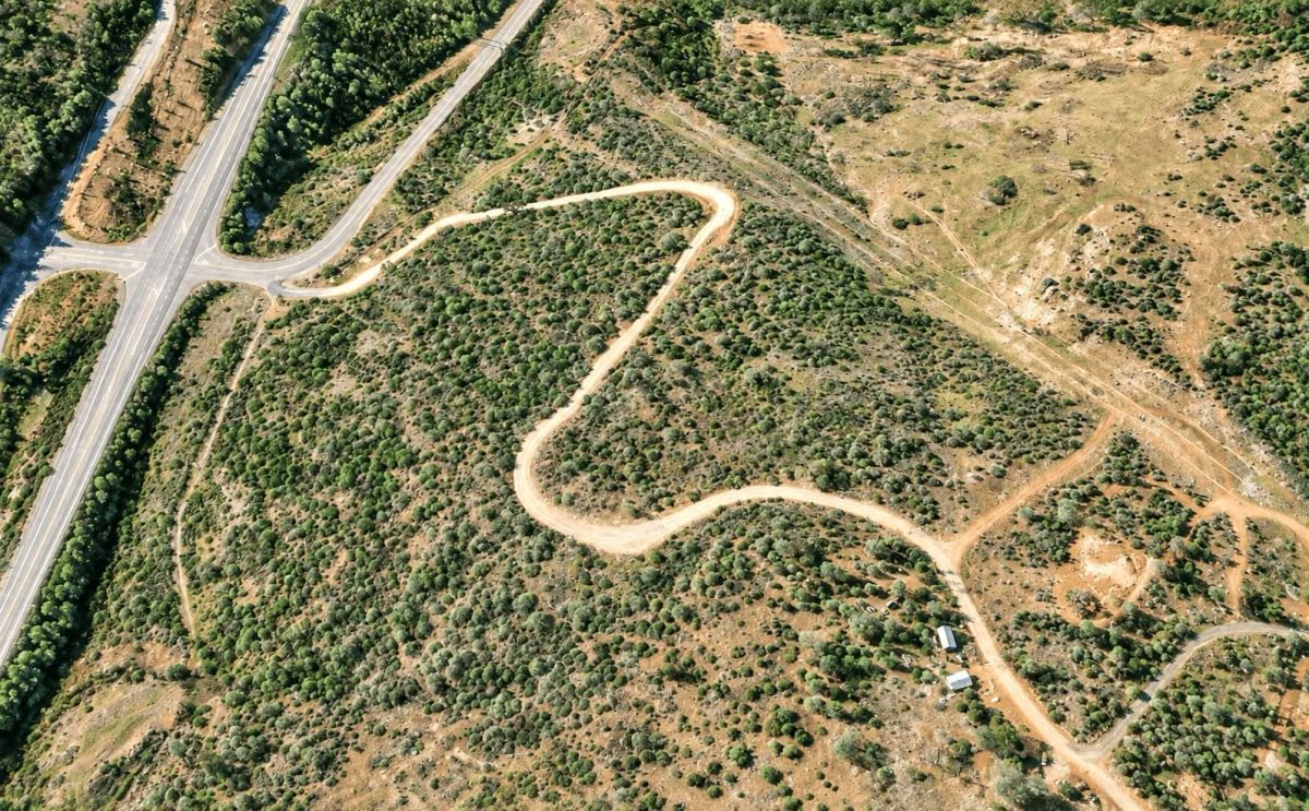 Decorative background for 19 Acres in Oroville, CA – Foothill Privacy, Views & Hwy 70 Access image 8