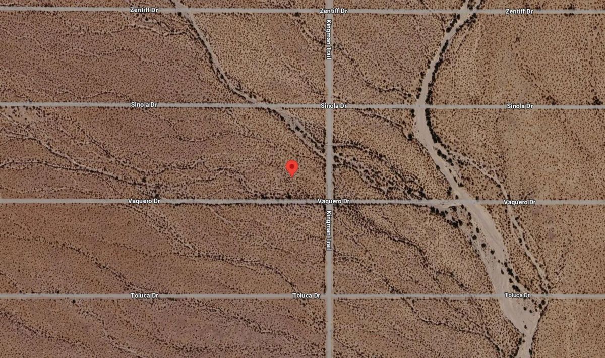 Decorative background for Secure your own 1.15-acre slice of Golden Valley image 6