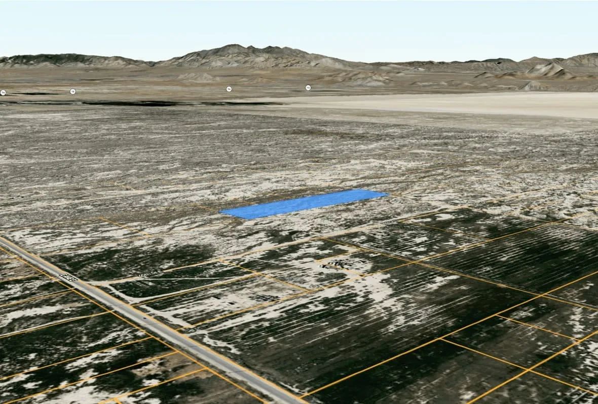 Decorative background for 10 Acres in Lancaster, CA – Agricultural Land Near Edwards AFB & Hwy 14 image 6