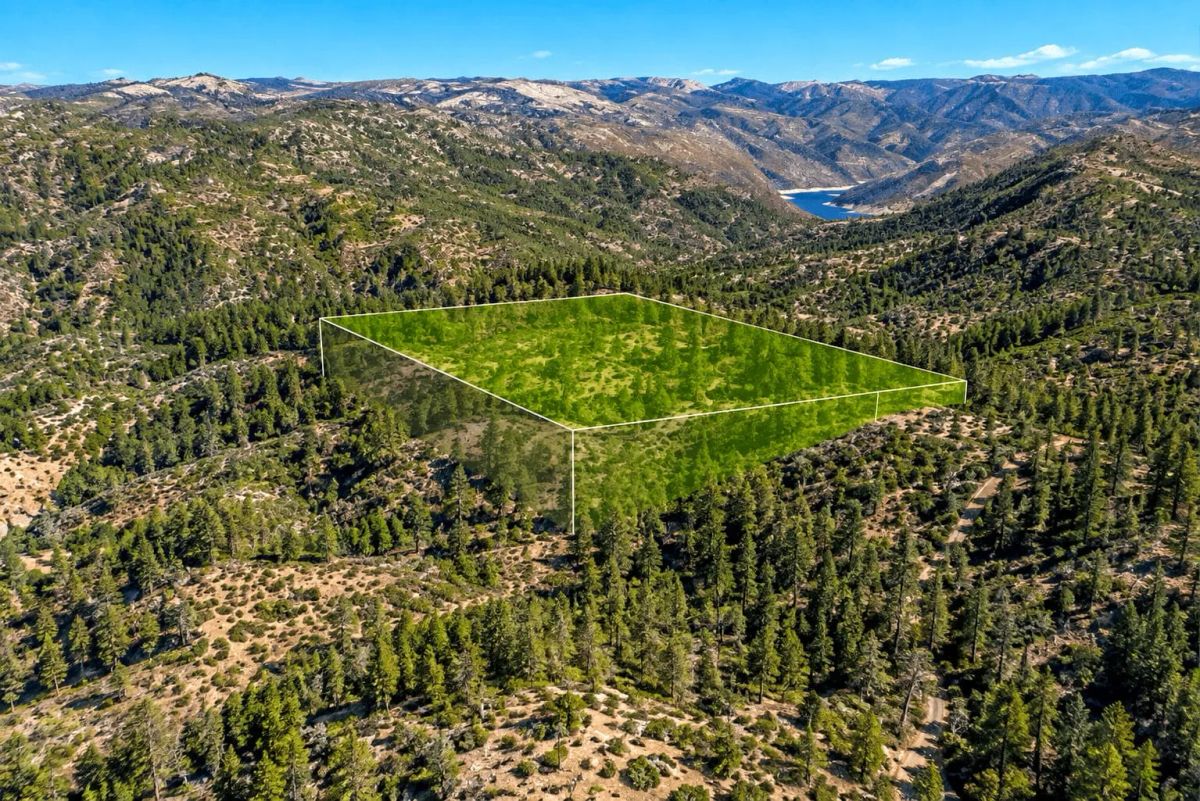59.34 Acres Near Lake Oroville, CA – Panoramic Lake Views & Privacy - Image 3