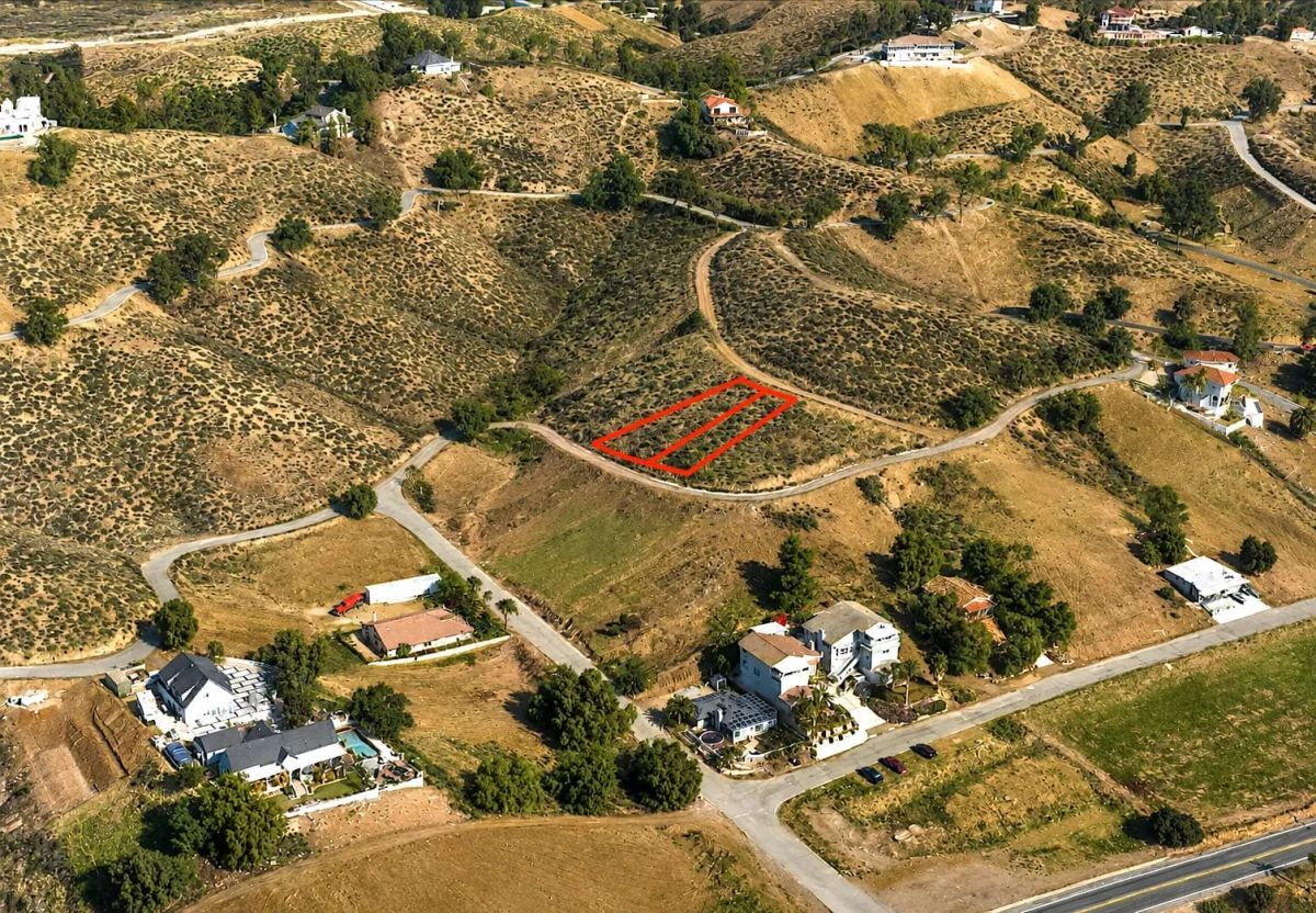 Double the Opportunity – Two Adjoining Lake View Lotsin Lake Elsinore, CA - Image 3