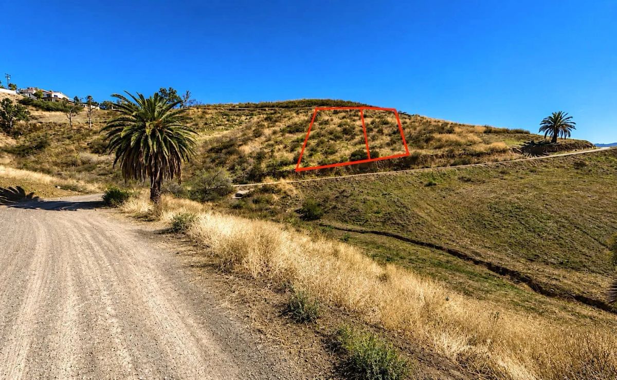 Decorative background for Double the Opportunity – Two Adjoining Lake View Lotsin Lake Elsinore, CA image 7