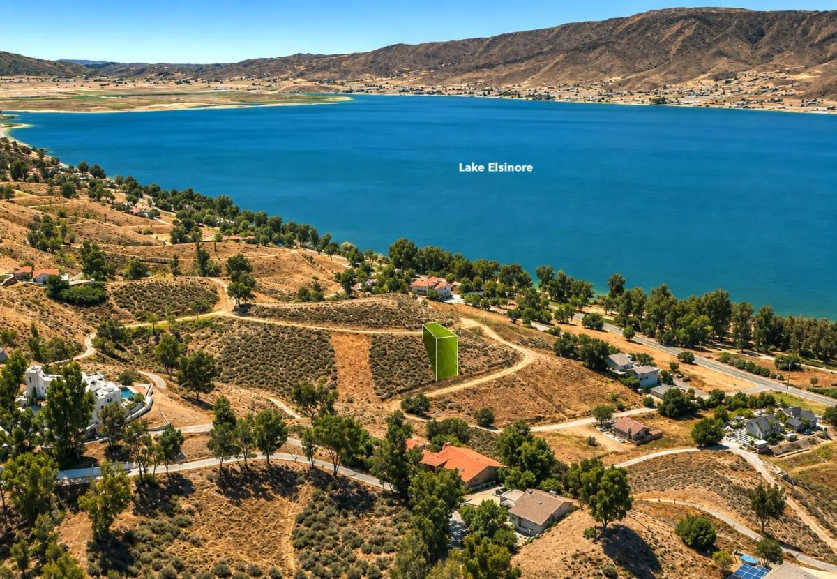 Decorative background for Double the Opportunity – Two Adjoining Lake View Lotsin Lake Elsinore, CA image 22