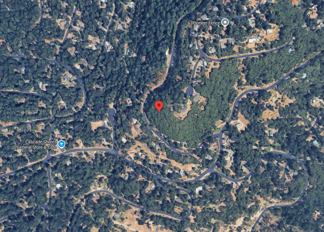Decorative background for Discover 1.90 acres at 13305 Summit Ridge Drive, Nevada City, CA 95959 image 6