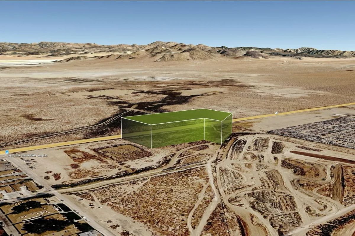 Decorative background for 3.94 Acres Just Off Highway 178 – Prime Development Opportunity in Ridgecrest, CA image 9