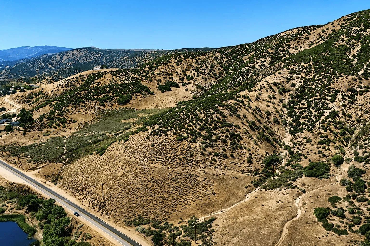 10 Acres Overlooking Lake Elizabeth – Development Opportunity Near Lake Hughes, CA in Los Angeles County, CA