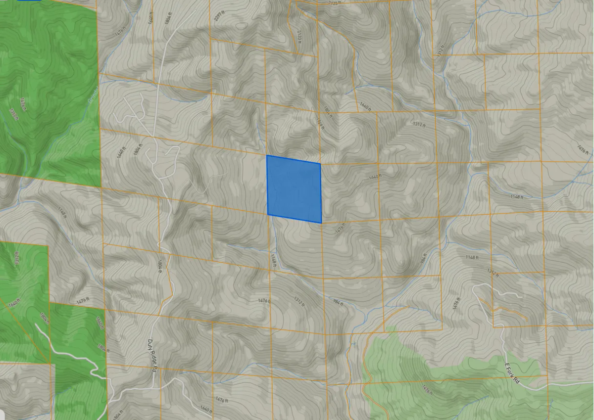 Decorative background for 45 Acres in Southern Humboldt, CA – Private Mountain Retreat image 5