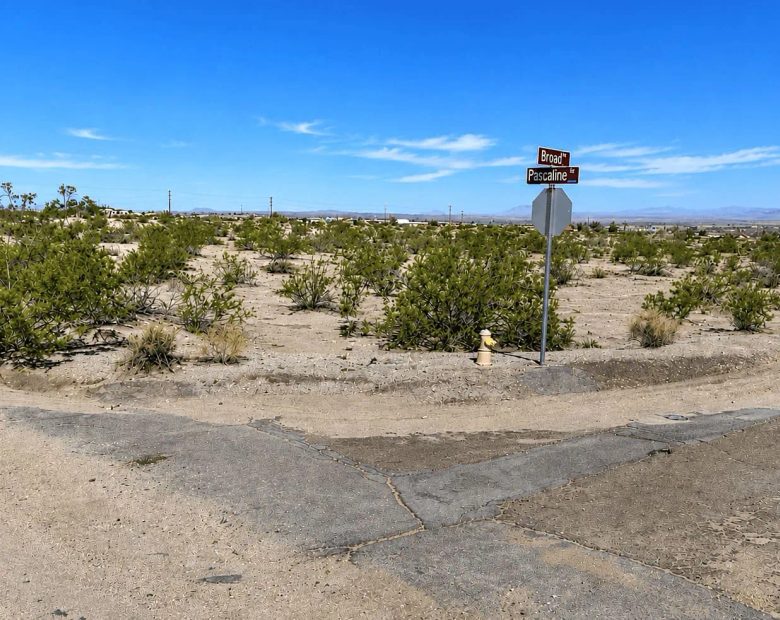 0.18-Acre Corner Lot Near Joshua Tree – 2 Minutes to Highway 62 in San Bernardino County, CA